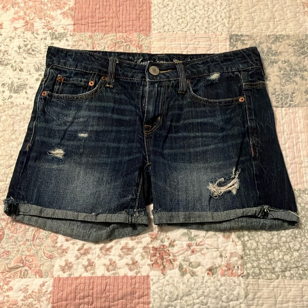 Women's American Eagle Size 0 Distressed Denim Shorts